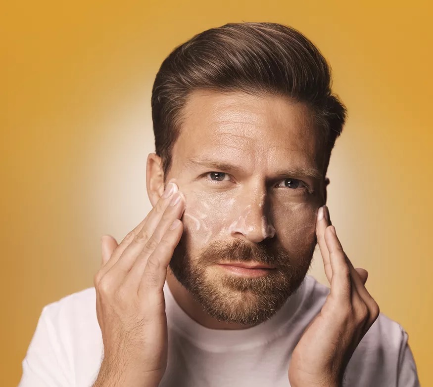 HL/Skin Loțiune Reparatoare de Curățare Gelo - aplicare
